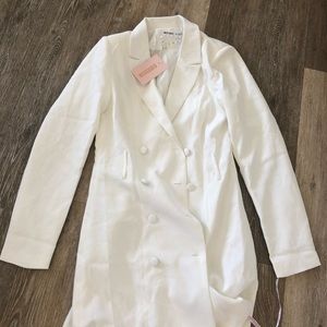 Misguided white blazer dress (NEW WITH TAGS)